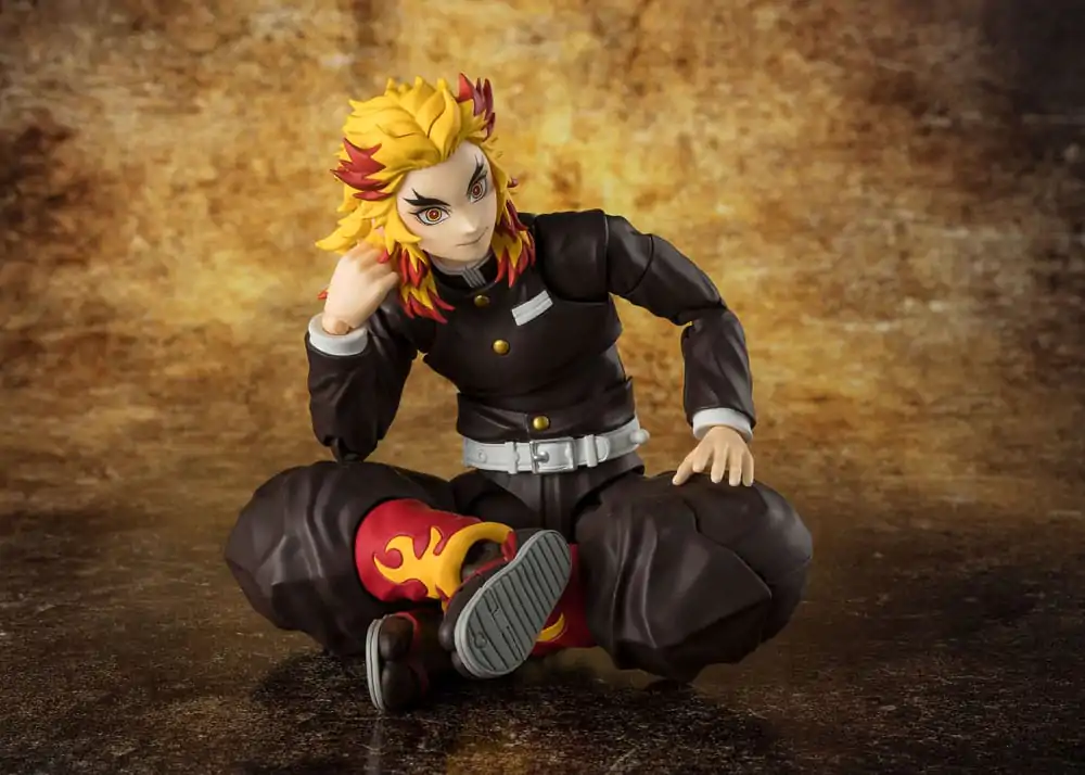 Demon Slayer: Kimetsu no Yaiba S.H.Figuarts Akčná Figúrka Kyojuro Rengoku 15 cm produktová fotografia