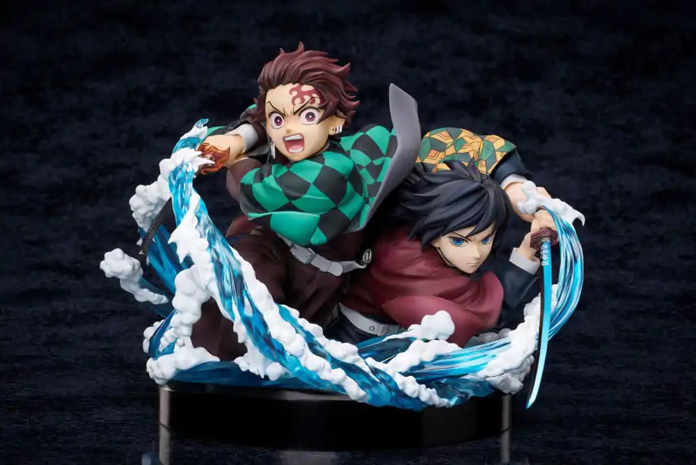 Demon Slayer: Kimetsu no Yaiba PVC socha Tanjiro & Giyuu 13 cm produktová fotografia