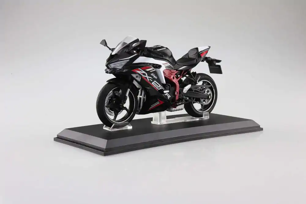 Diecast Bike Series Socha 1/12 Kawasaki Ninja ZX-25R Metallic Spark Black×Peal Flat Stardust White 16 cm termékfotó