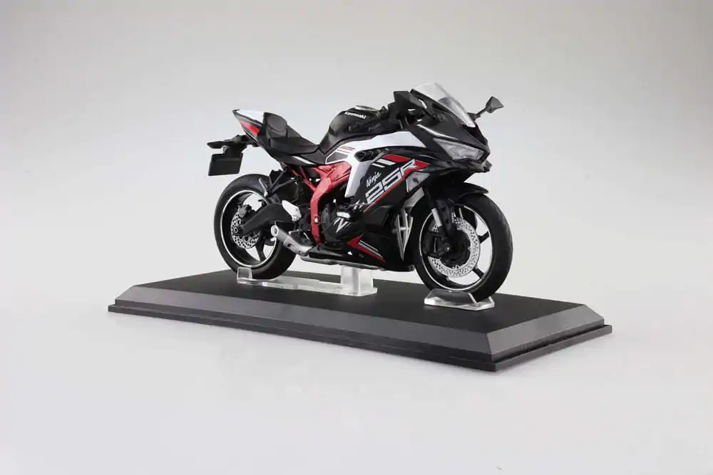 Diecast Bike Series Socha 1/12 Kawasaki Ninja ZX-25R Metallic Spark Black×Peal Flat Stardust White 16 cm termékfotó