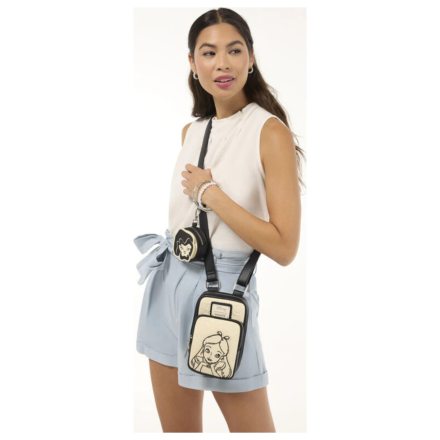 Disney Alice in Wonderland crossbody taška produktová fotografia