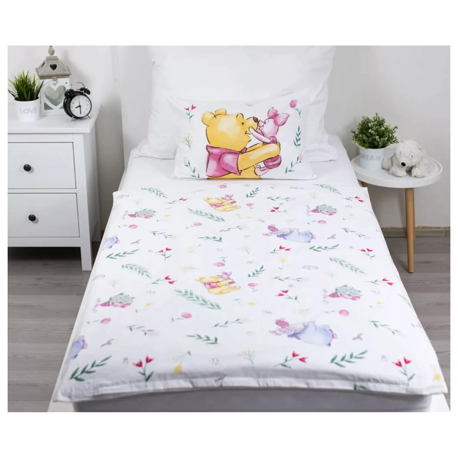 Disney Winnie the Pooh Pooh Hugs detská posteľná súprava pre batoliatá produktová fotografia