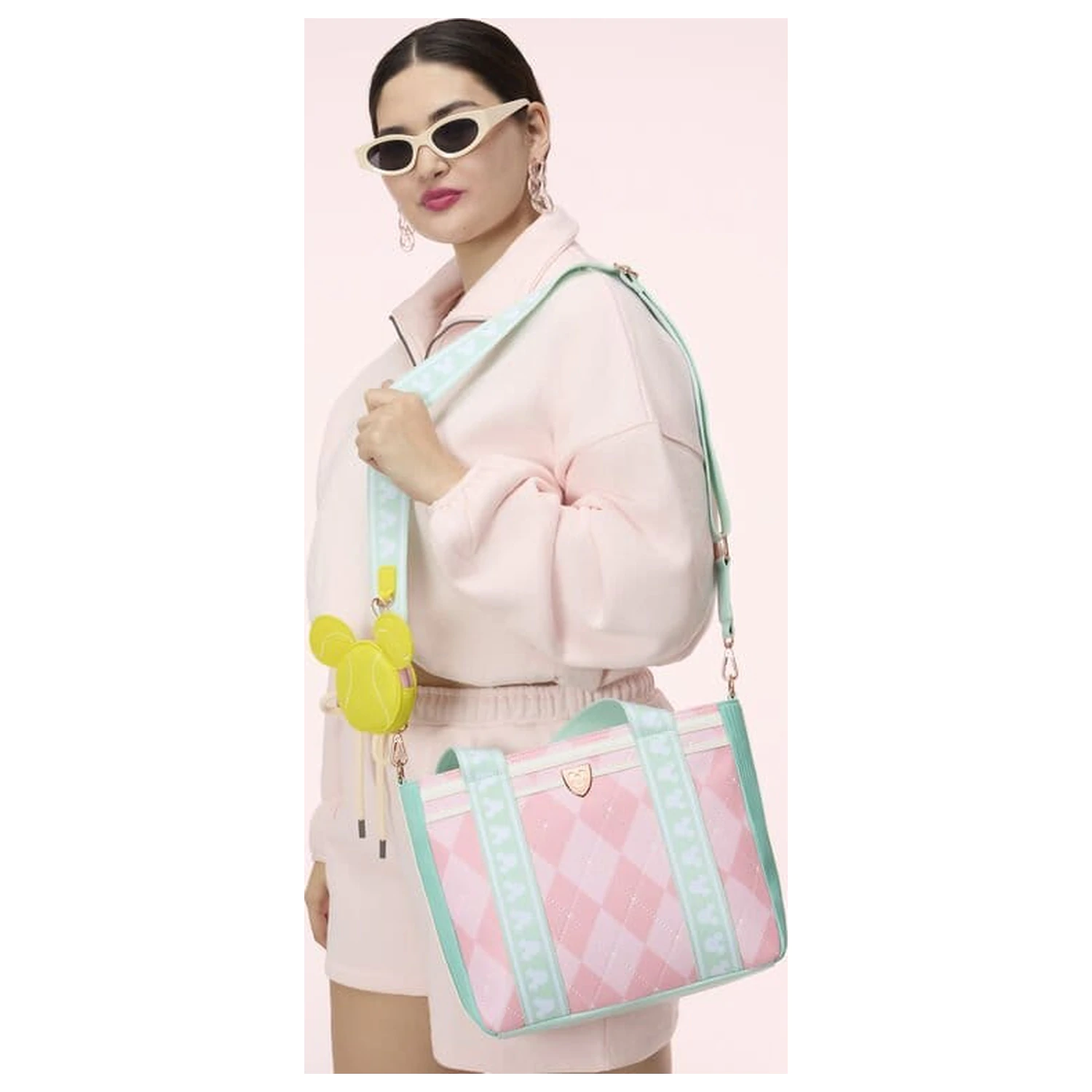 Disney by Loungefly Crossbody taška s mincovou peňaženkou Mickey&Friends Tennis produktová fotografia