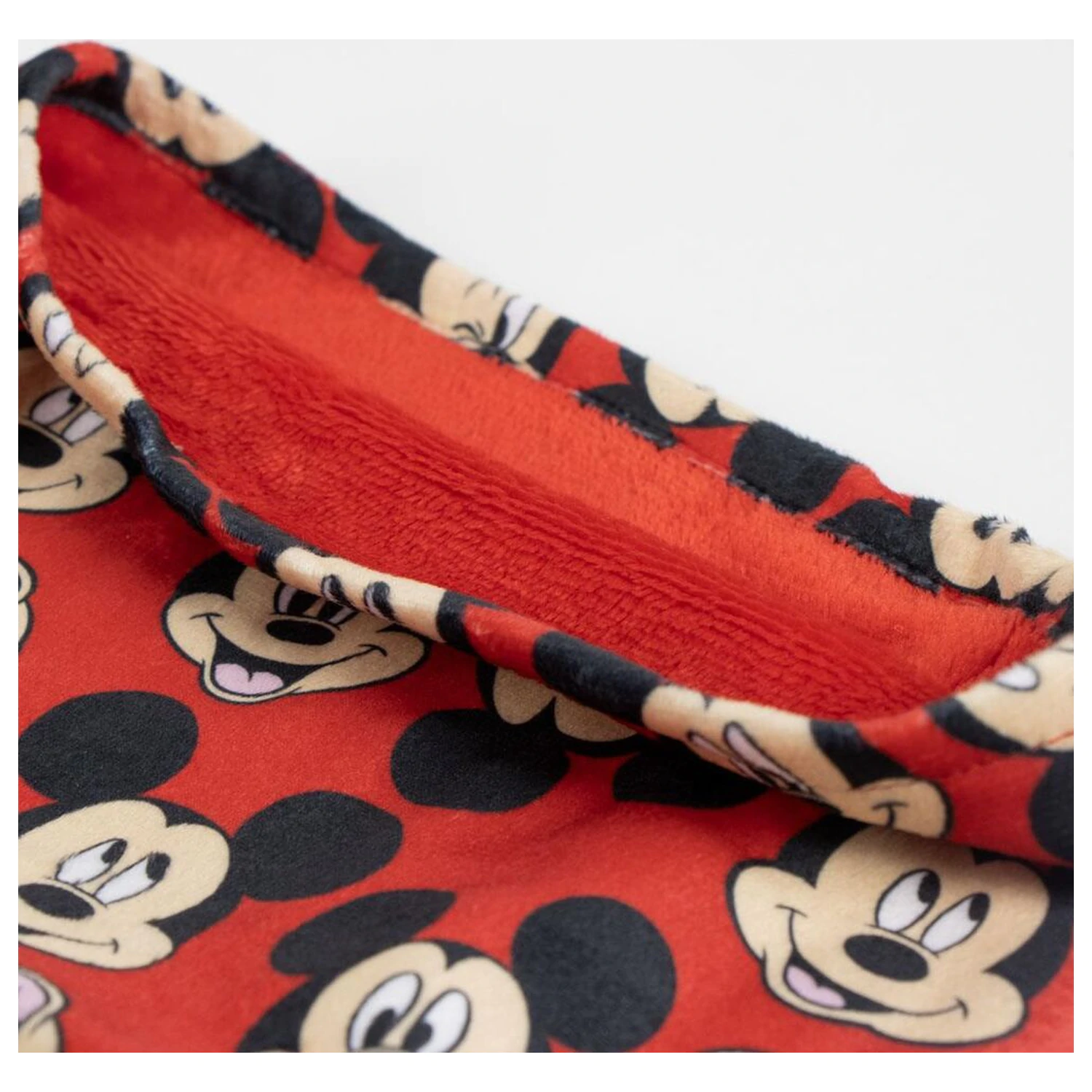 Disney Mickey nákrčník produktová fotografia