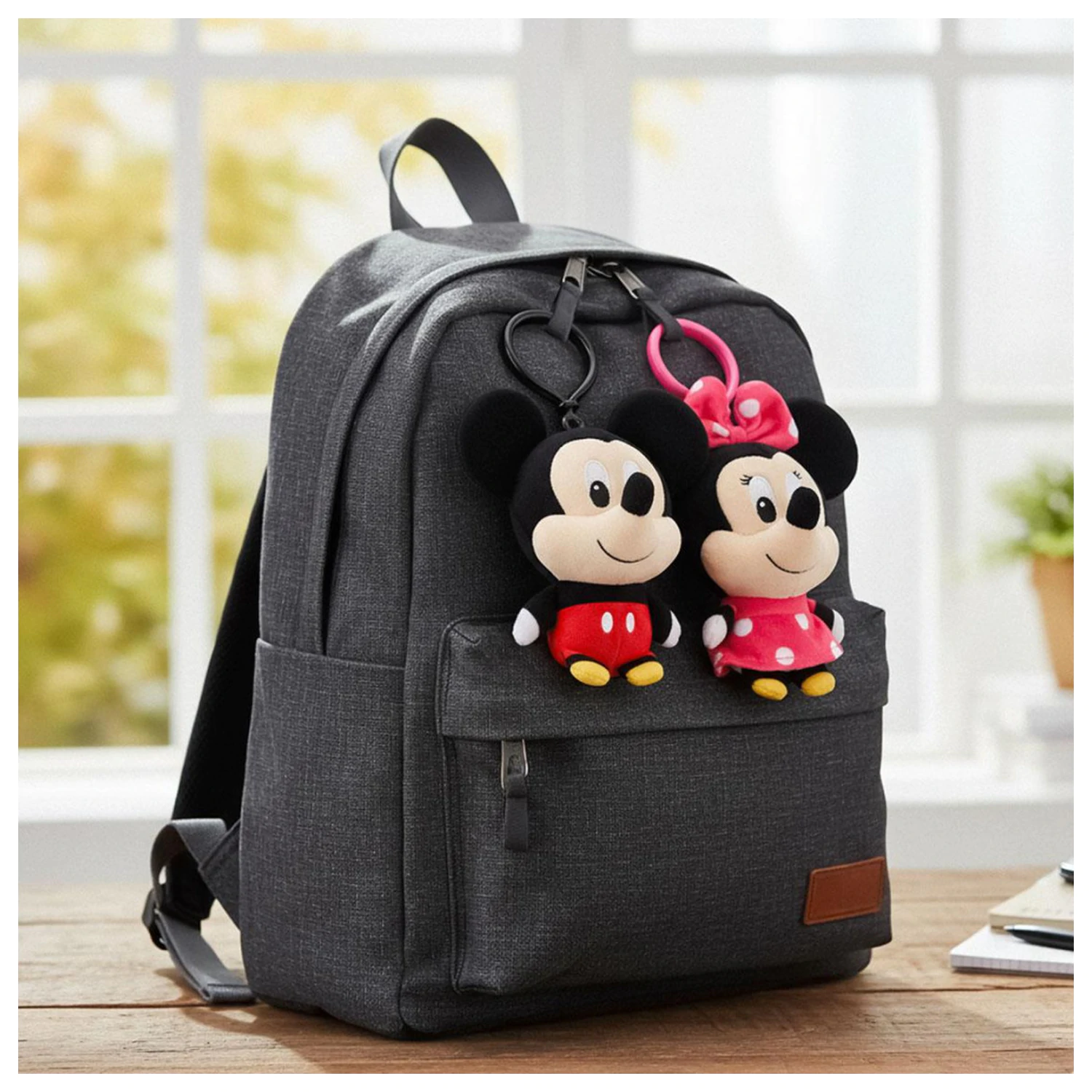 Disney Minnie Smile 3D plyšová figúrka s vešiakom, prívesok na tašku 13 cm produktová fotografia