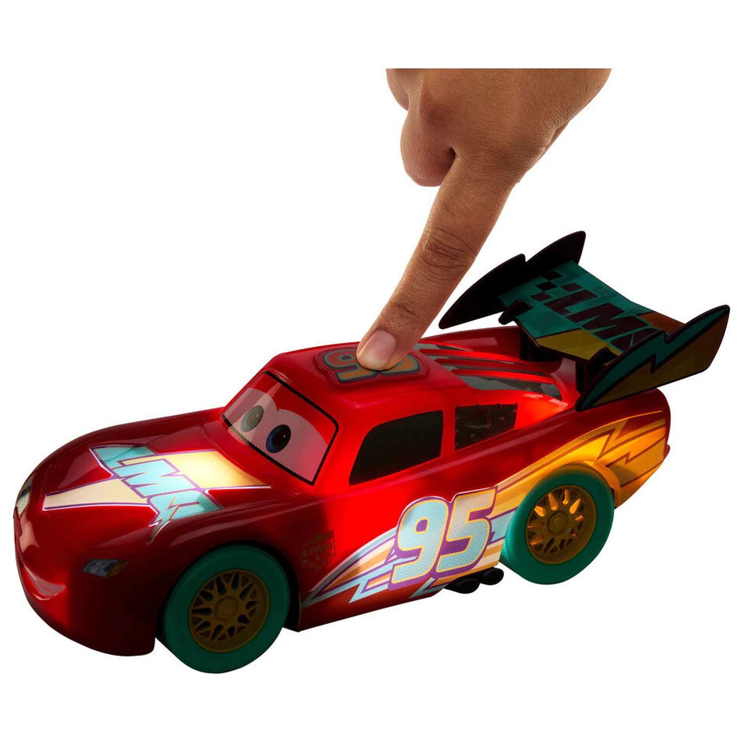 Disney Pixar Cars Lightning McQueen auto so svetlami a zvukom produktová fotografia