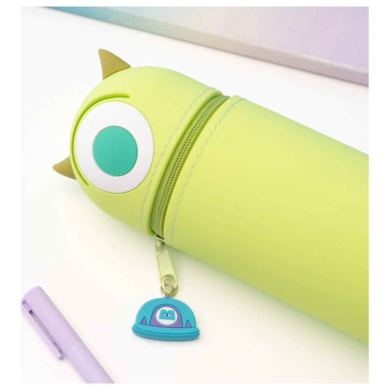 Disney Pixar Monstruos S.A Mike Wazowski 3D peračník produktová fotografia