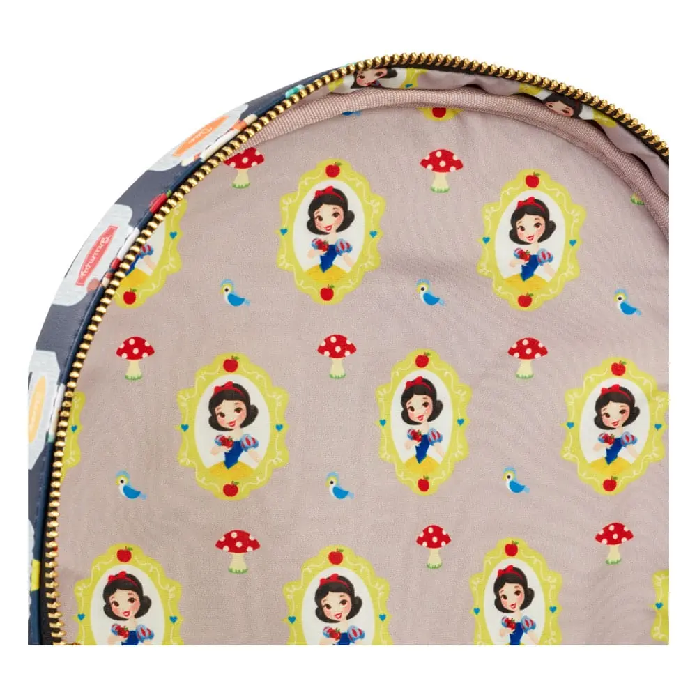 Disney by Loungefly Ruksak Snow White Seven Dwarves AOP heo Exclusive produktová fotografia