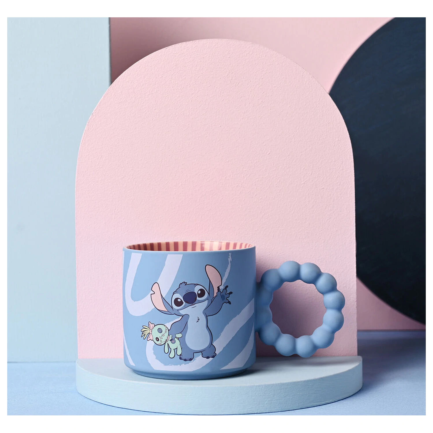 Disney Stitch hrnček produktová fotografia
