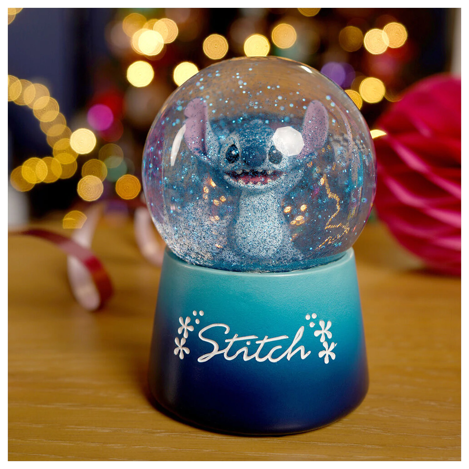 Disney Stitch snehová guľa produktová fotografia