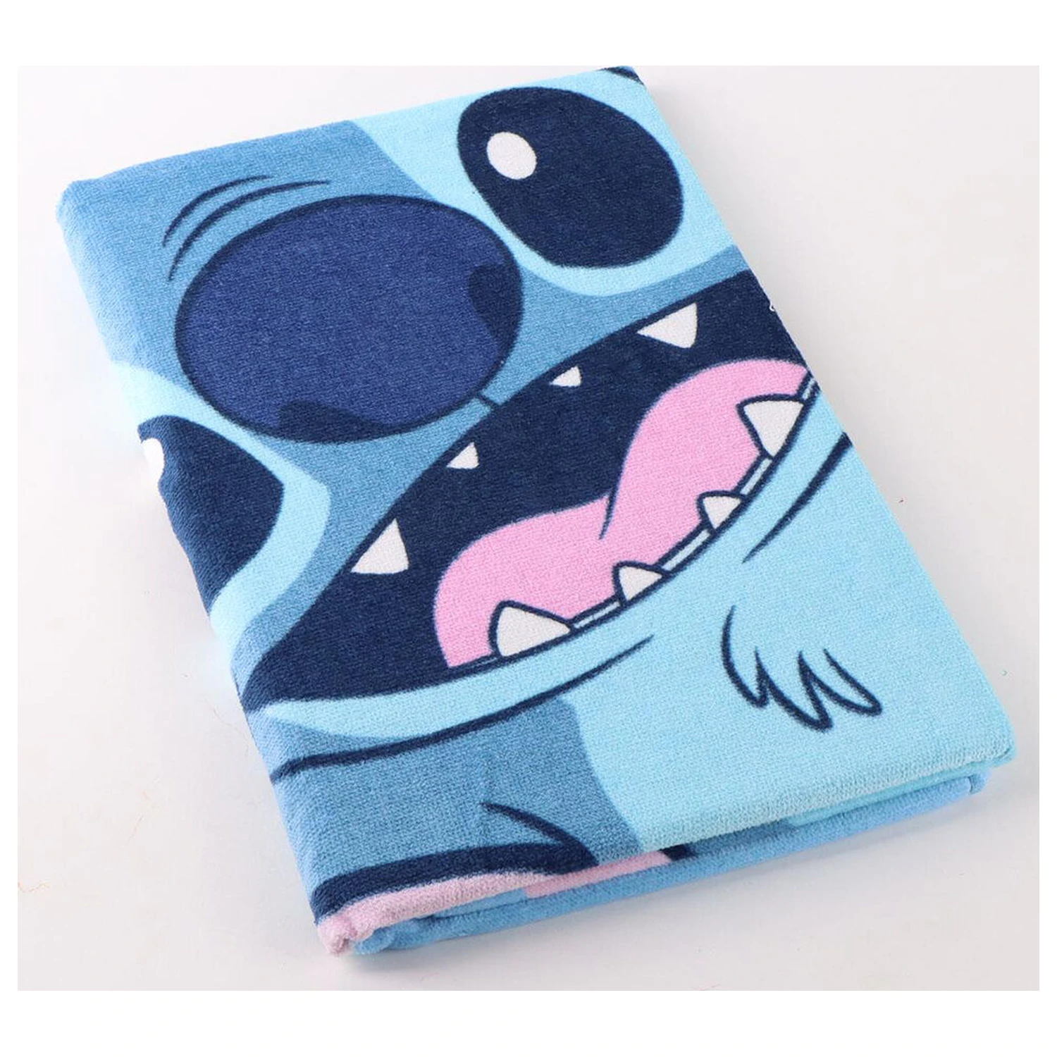 Disney Stitch bavlnená plážová osuška produktová fotografia