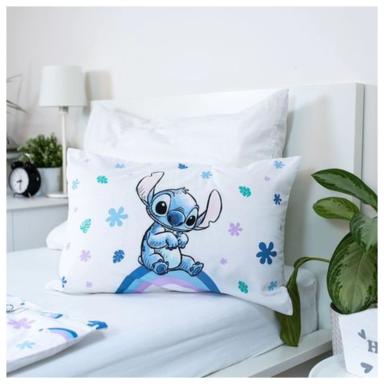 Disney Stitch Rainbow detská, predškolská obliečka na perinu produktová fotografia