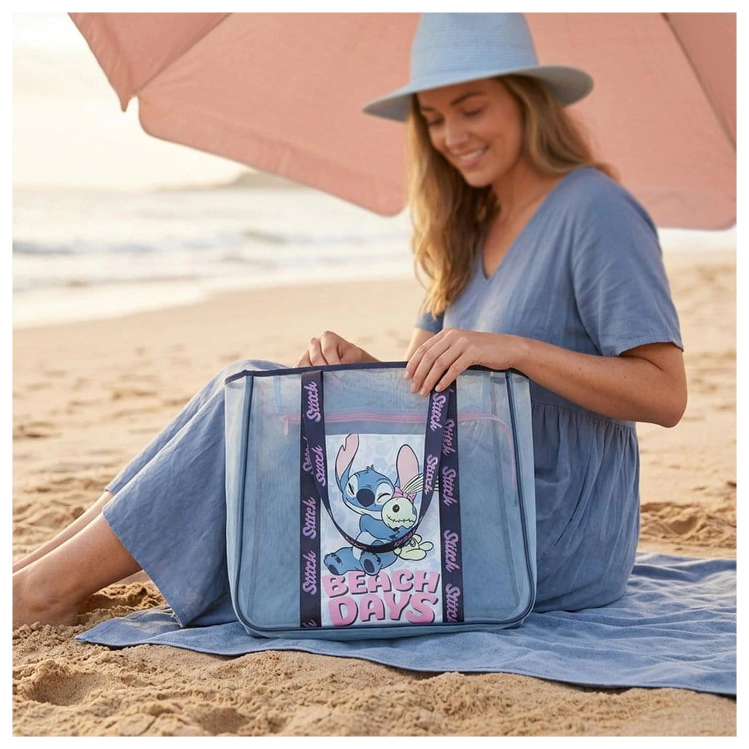 Disney Stitch prémiová plážová taška produktová fotografia