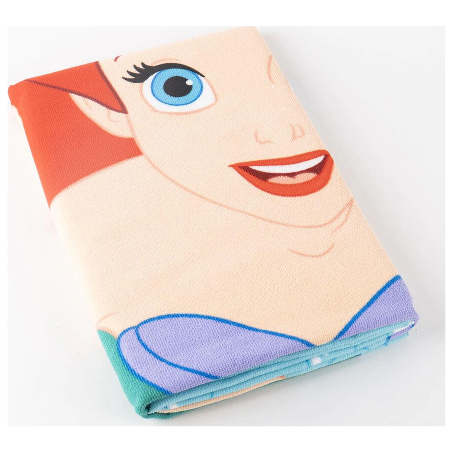 Disney The Little Mermaid Ariel mikroﬁbrový plážový uterák produktová fotografia