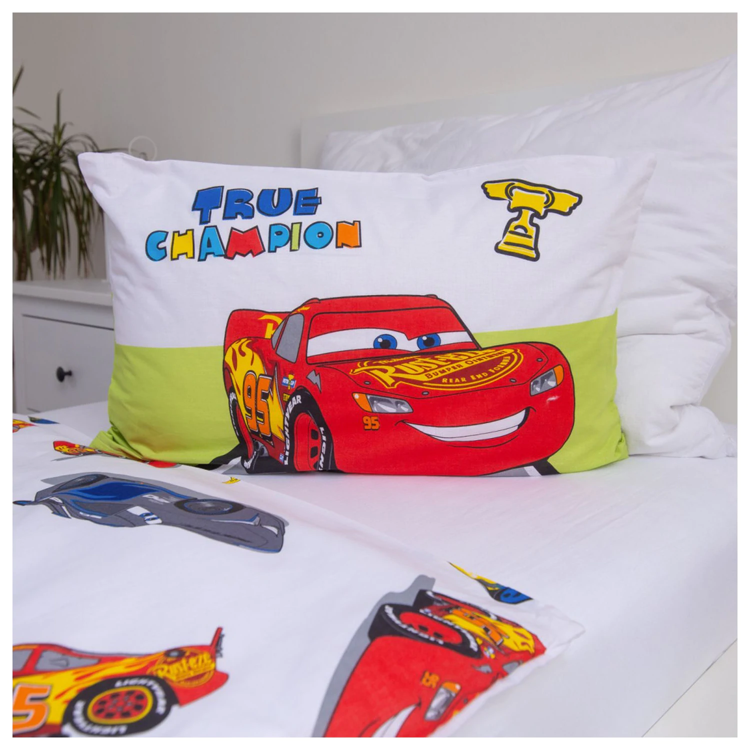 Disney Cars Champion Detský poťah na perinu pre batoľatá a predškolákov produktová fotografia