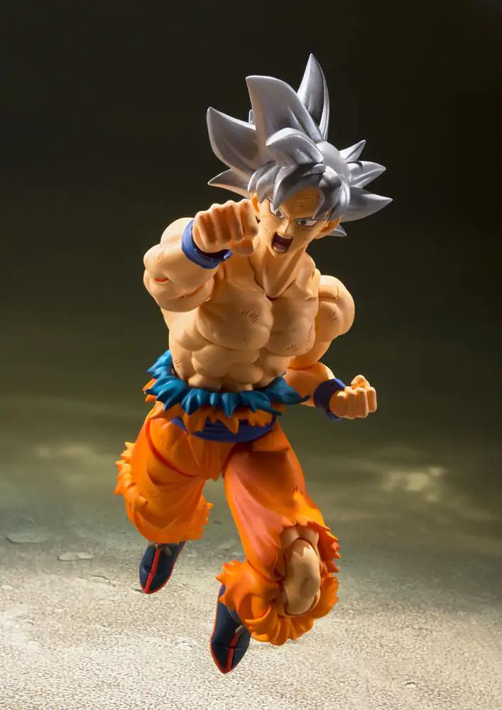 Dragon Ball Super S.H. Figuarts Akčná figúrka Son Goku Ultra Instinct 14 cm termékfotó