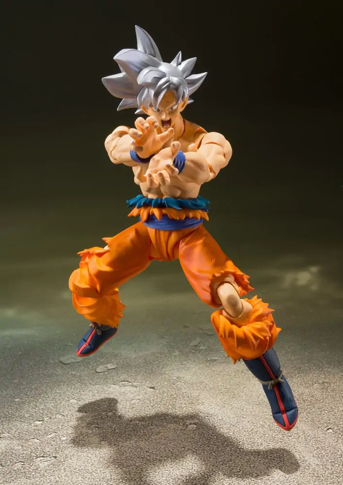 Dragon Ball Super S.H. Figuarts Akčná figúrka Son Goku Ultra Instinct 14 cm termékfotó