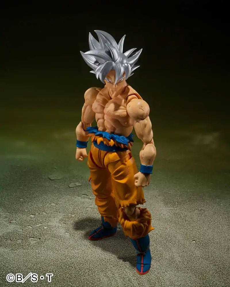 Dragon Ball Super S.H. Figuarts Akčná figúrka Son Goku Ultra Instinct Toyotarou Edition) 14 cm termékfotó