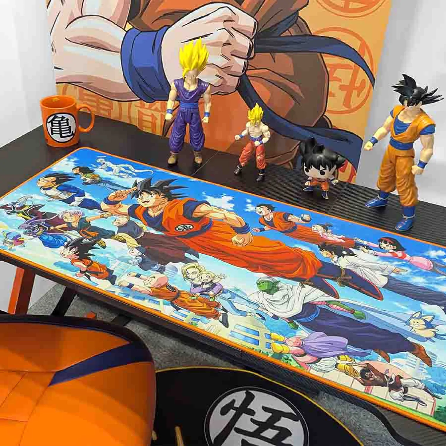 Dragon Ball Z XXL Podložka na stôl Goku's Friends produktová fotografia