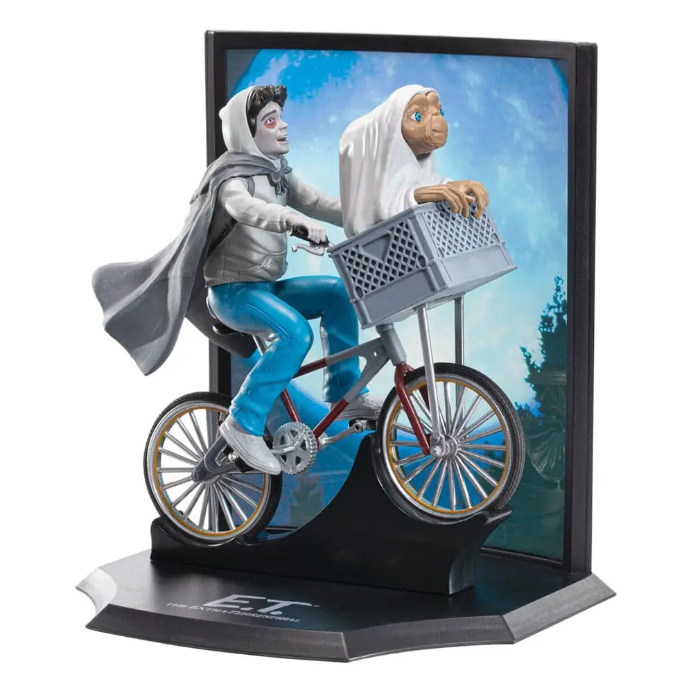 E.T. Toyllectible Treasure Socha E.T. and Elliott Over the Moon 13 cm produktová fotografia
