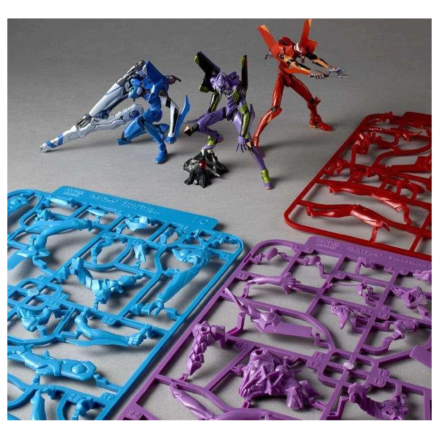 EVANGELION Unit-01 / Unit-02 / Prototype-00 Modelová stavebnica Artpla 12cm produktová fotografia