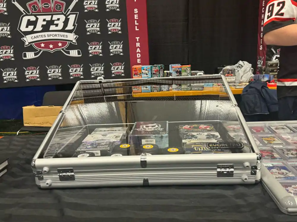 Kufor na vystavenie zberateľských kariet Evoretro produktová fotografia