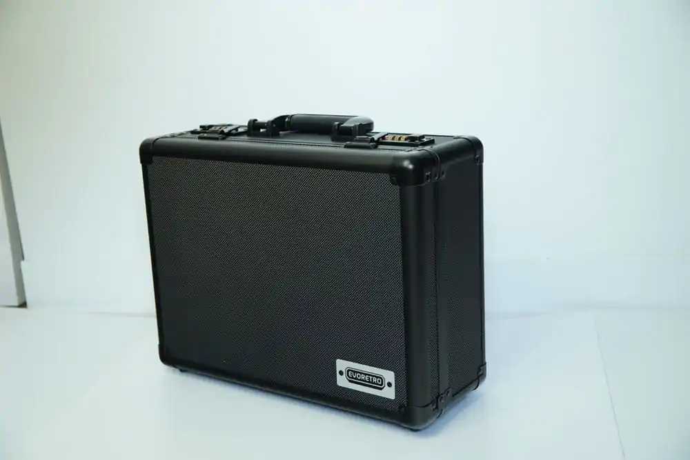 Evoretro kufor na obchodné karty Black produktová fotografia