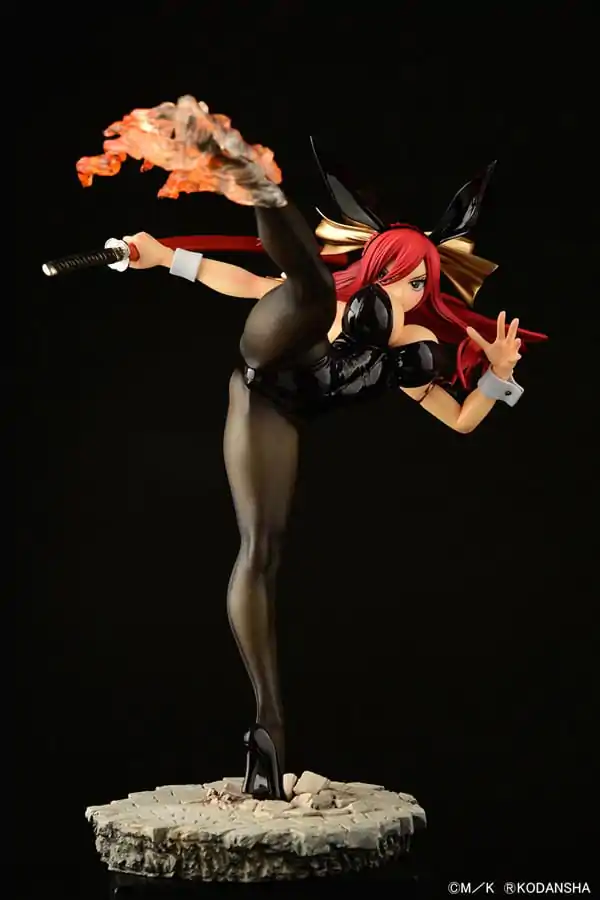 Fairy Tail Socha 1/6 Erza Scarlet High Kick Black Bunny Ver. 37 cm produktová fotografia