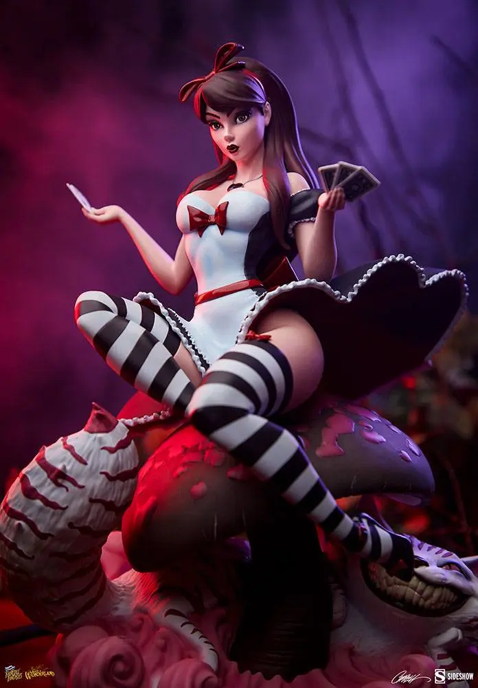 Fairytale Fantasies Collection Socha Alice in Wonderland Game of Hearts Edition 34 cm produktová fotografia
