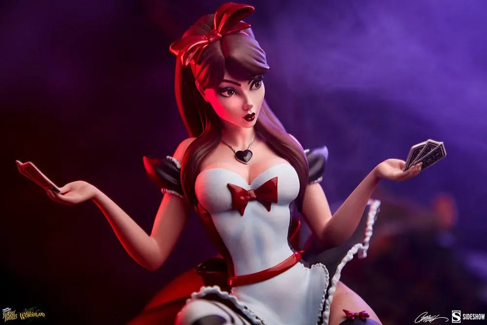 Fairytale Fantasies Collection Socha Alice in Wonderland Game of Hearts Edition 34 cm produktová fotografia