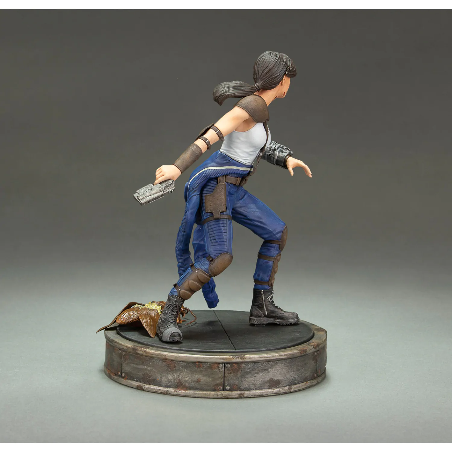 Fallout PVC Soška Lucy 18 cm produktová fotografia