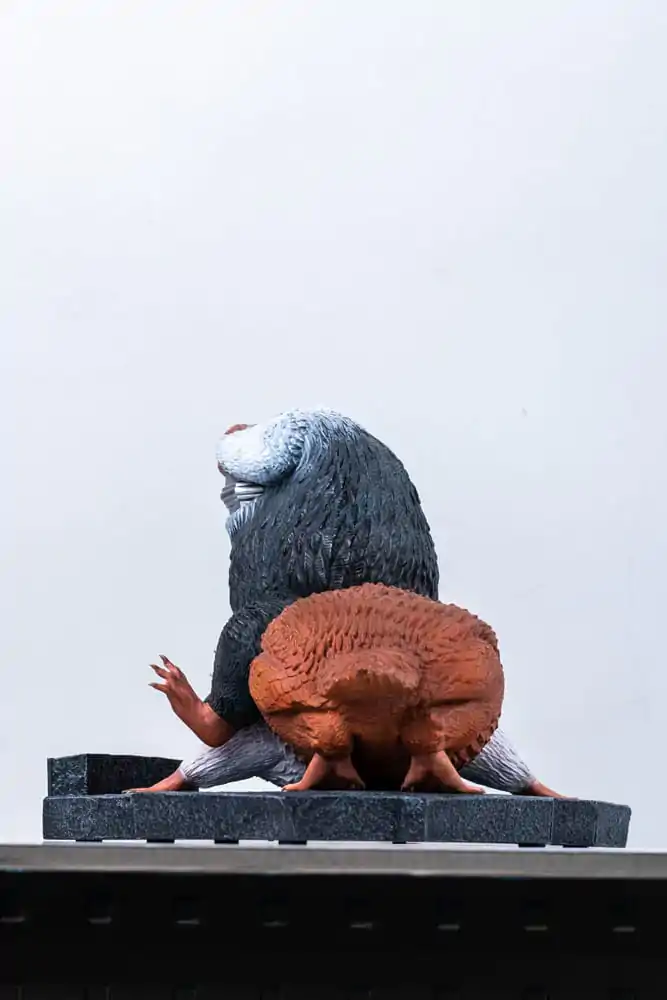 Fantastic Beasts Life-Size Statue Niffler 2 22 cm termékfotó