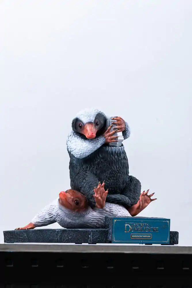 Fantastic Beasts Life-Size Statue Niffler 2 22 cm termékfotó