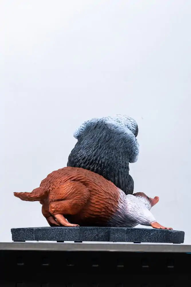 Fantastic Beasts Life-Size Statue Niffler 2 22 cm termékfotó