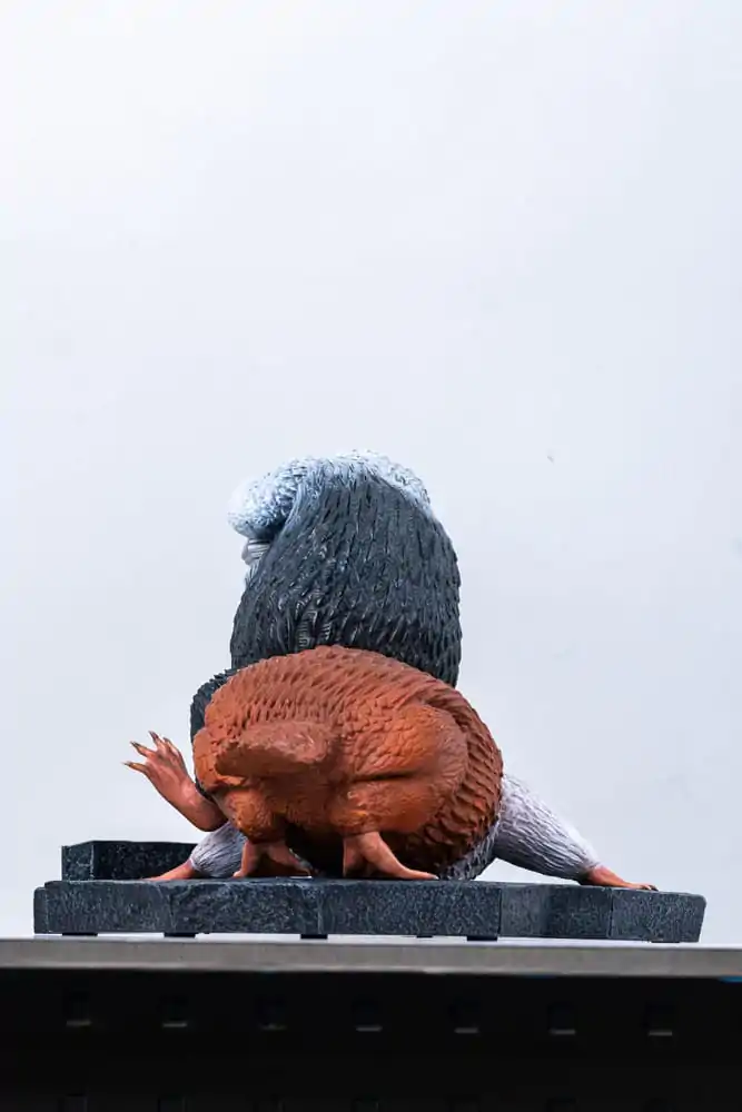 Fantastic Beasts Life-Size Statue Niffler 2 22 cm termékfotó