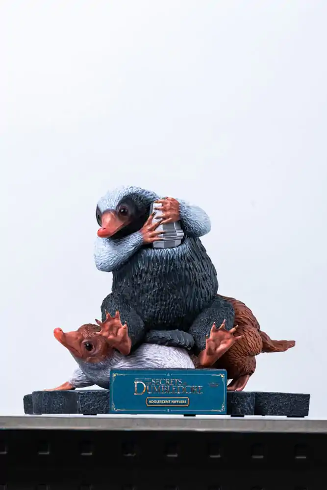 Fantastic Beasts Life-Size Statue Niffler 2 22 cm termékfotó