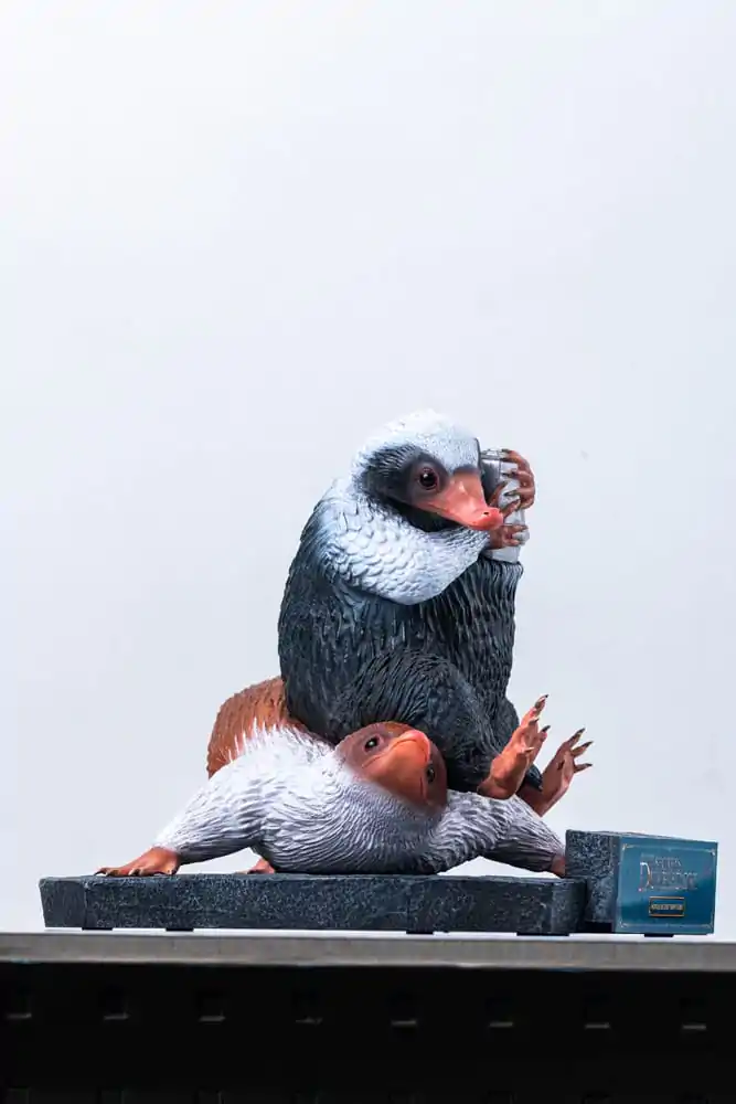 Fantastic Beasts Life-Size Statue Niffler 2 22 cm termékfotó