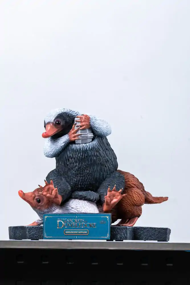 Fantastic Beasts Life-Size Statue Niffler 2 22 cm termékfotó