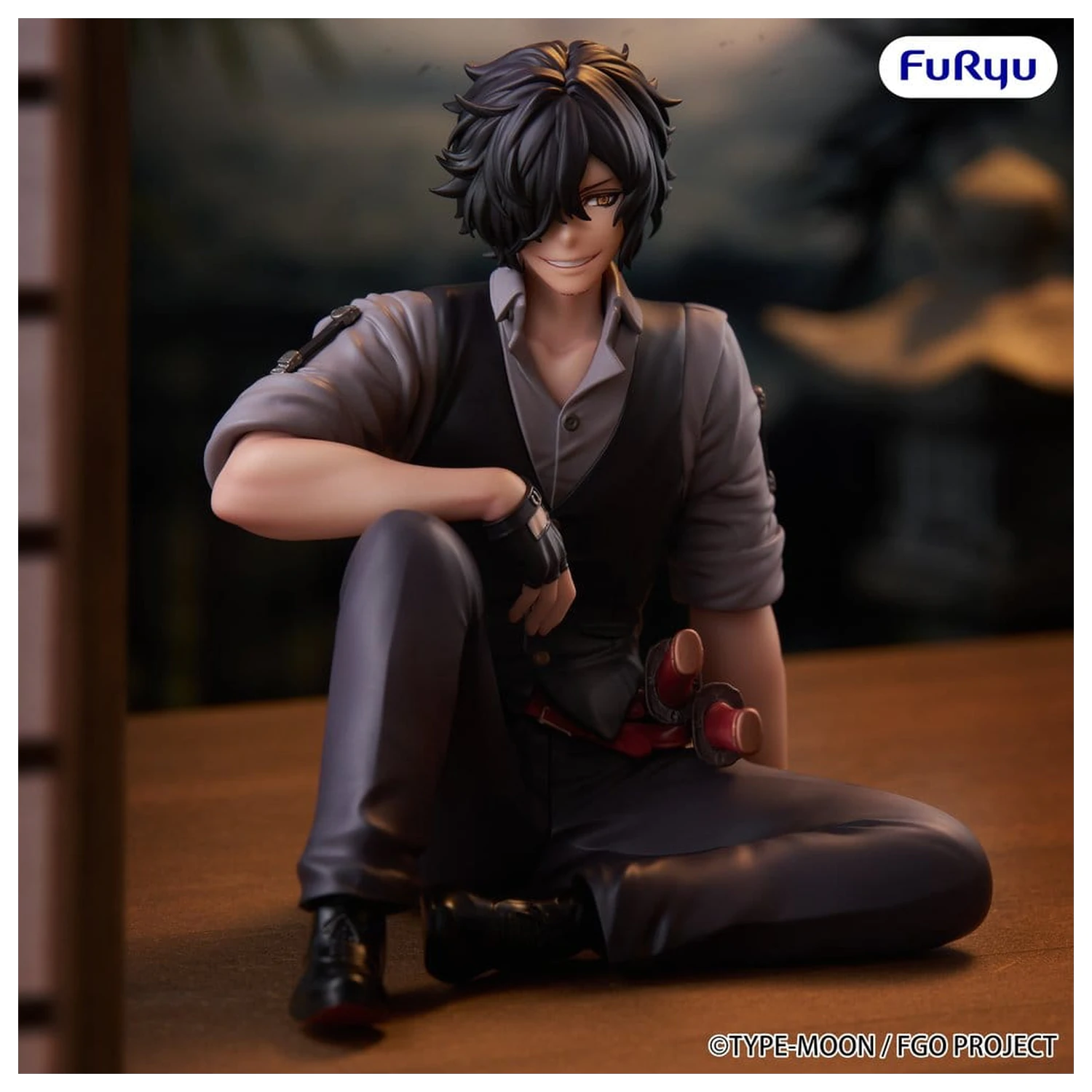 Fate/Grand Order Noodle Stopper PVC Figúrka Assassin Izou Okada Awesome Dapper Suit 9 cm produktová fotografia
