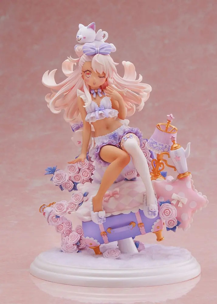 Fate/Kaleid Liner Prisma Illya: Prisma Phantasm PVC Socha 1/7 Chloe von Einzbern loungewear Ver. 22 cm produktová fotografia