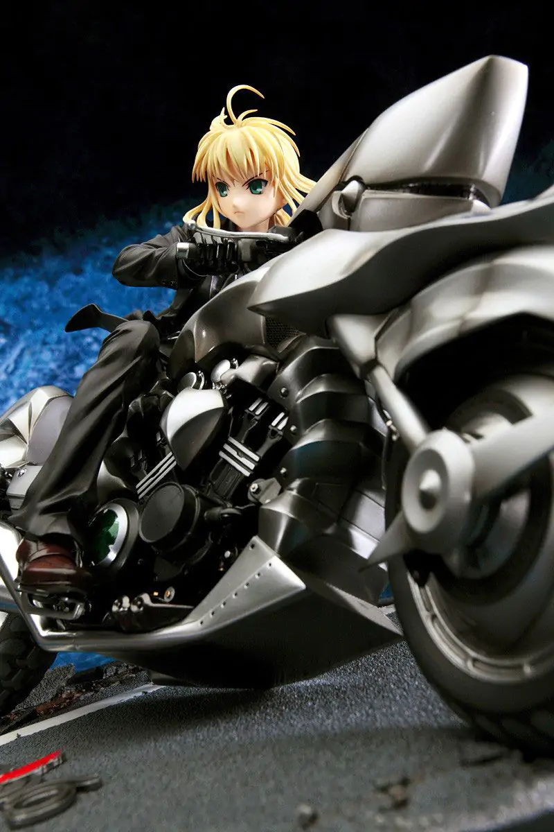 Fate/Zero Socha 1/8 Saber & Saber Motored Cuirassier (re-run) 16 cm produktová fotografia