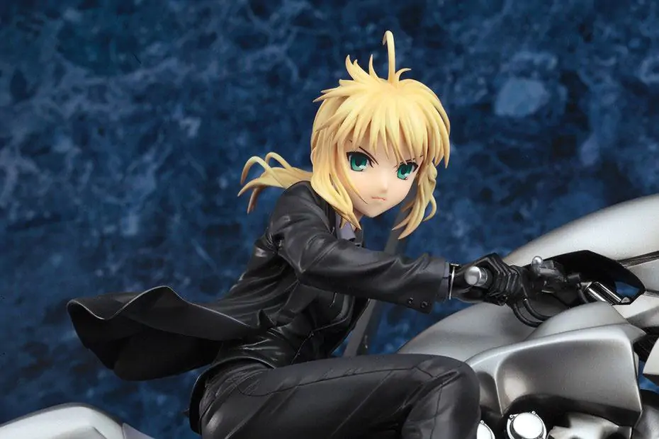 Fate/Zero Socha 1/8 Saber & Saber Motored Cuirassier (re-run) 16 cm produktová fotografia