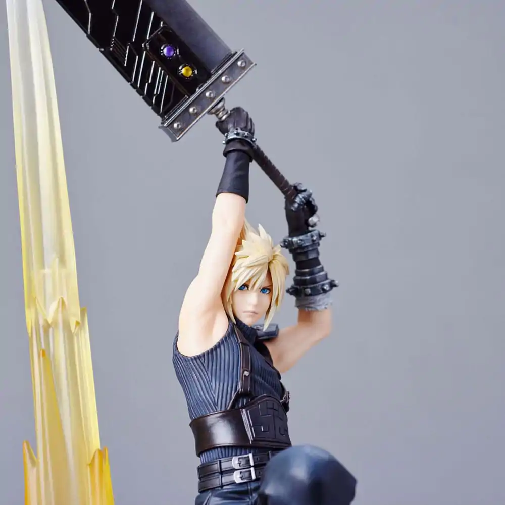 Final Fantasy VII Rebirth PVC figúrka Cloud Strife 30 cm termékfotó