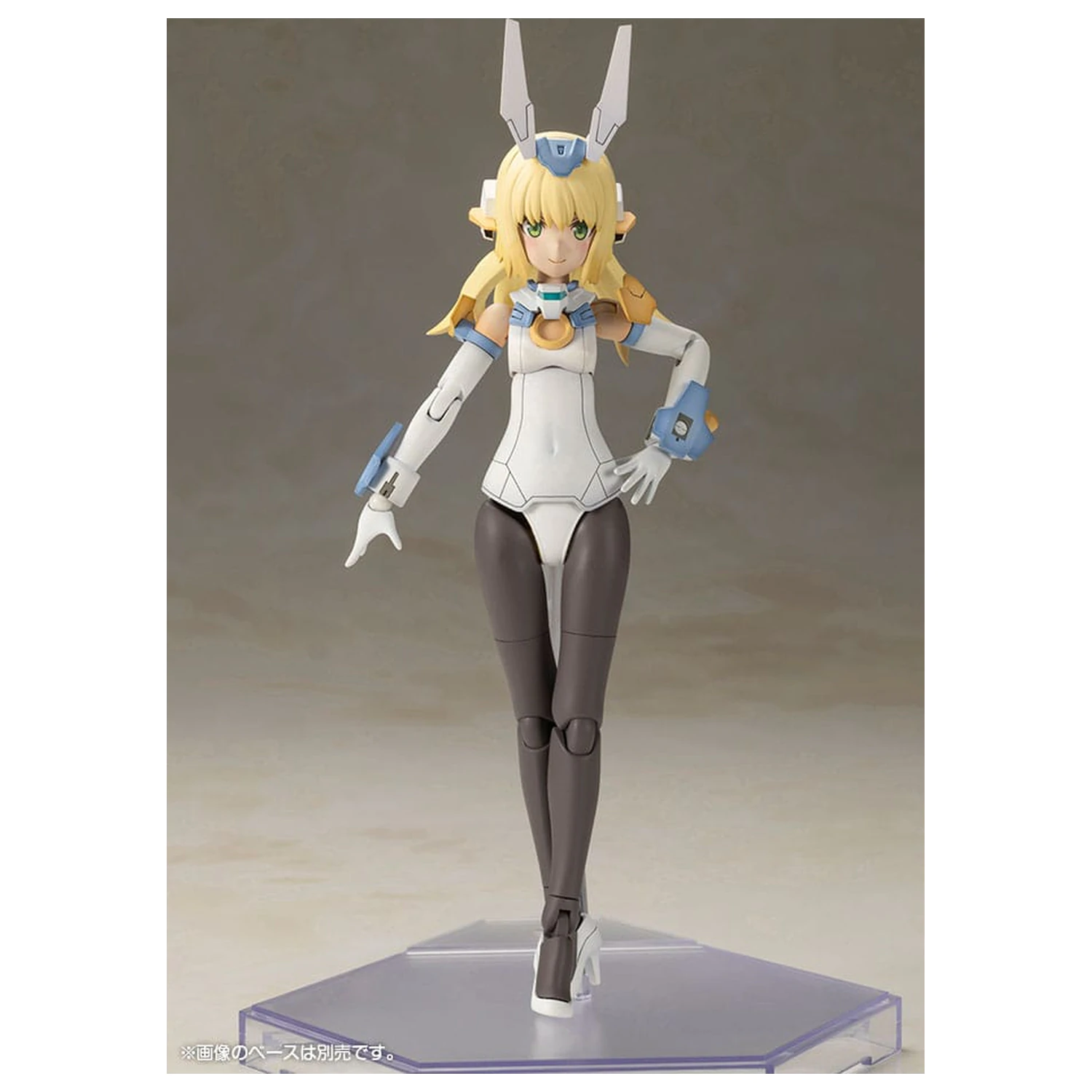 Frame Arms Girl plastová stavebnica modelu Baselard s Exosuit Baselard 19 cm produktová fotografia