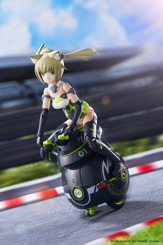 Frame Arms Girl Plastic Model Kit Innocentia (Racer) & Noseru (Racing Specs Ver.) 15 cm produktová fotografia