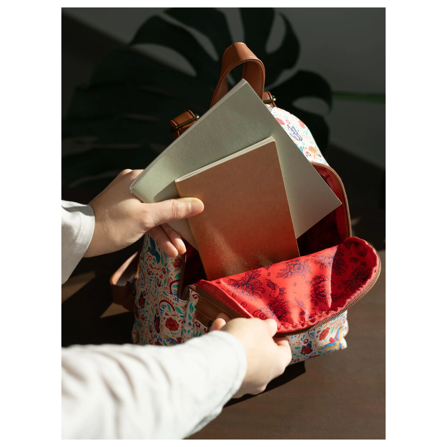 Frida Kahlo Long Live Life ruksak 27 cm produktová fotografia