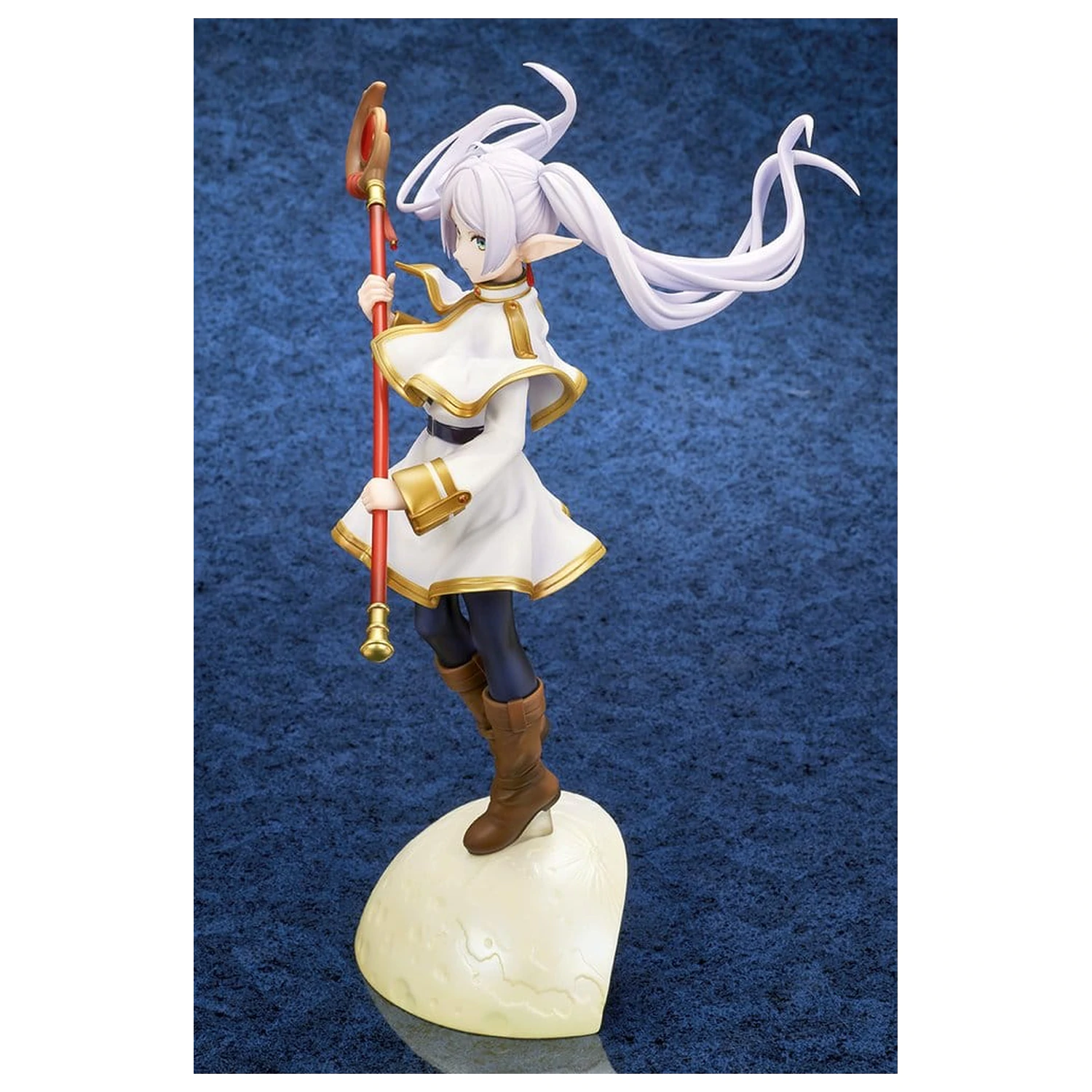 Frieren: Beyond Journey's End PVC figúrka 1/7 Frieren (vs Aura) 28 cm produktová fotografia