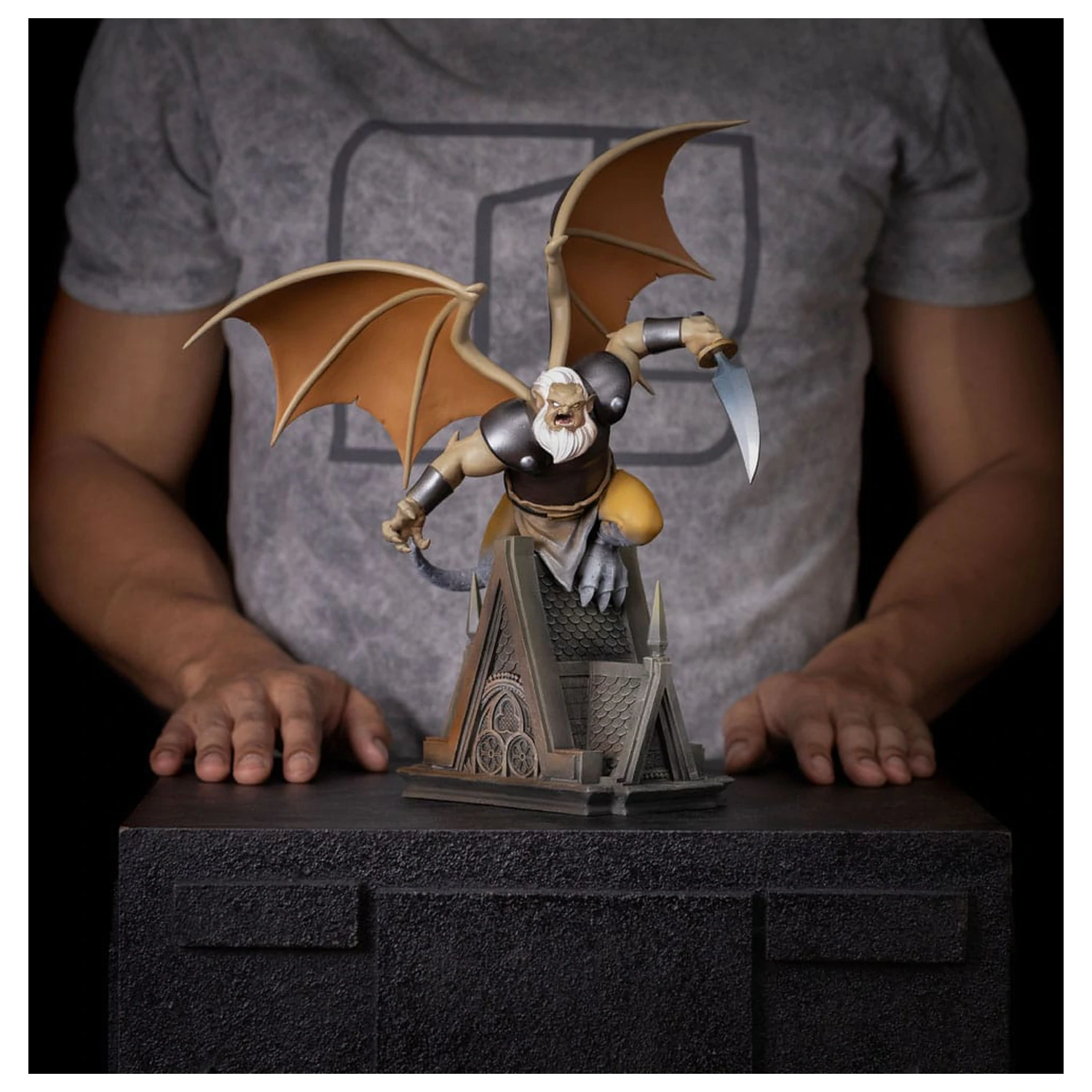 Gargoyles Art Scale Socha 1/10 Hudson 33 cm produktová fotografia