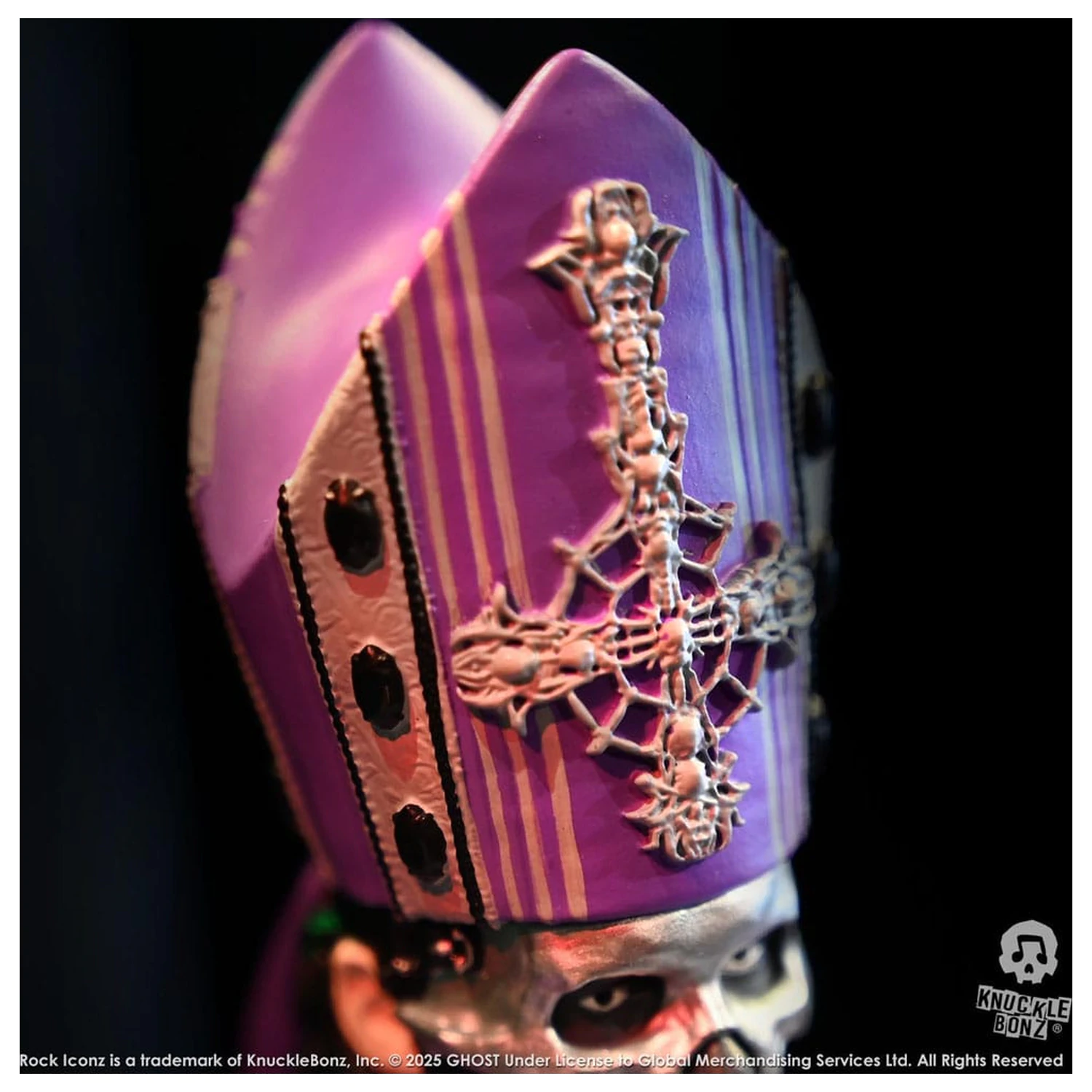 Ghost Rock Iconz Socha Papa V Perpetua Purple Robes 22 cm produktová fotografia