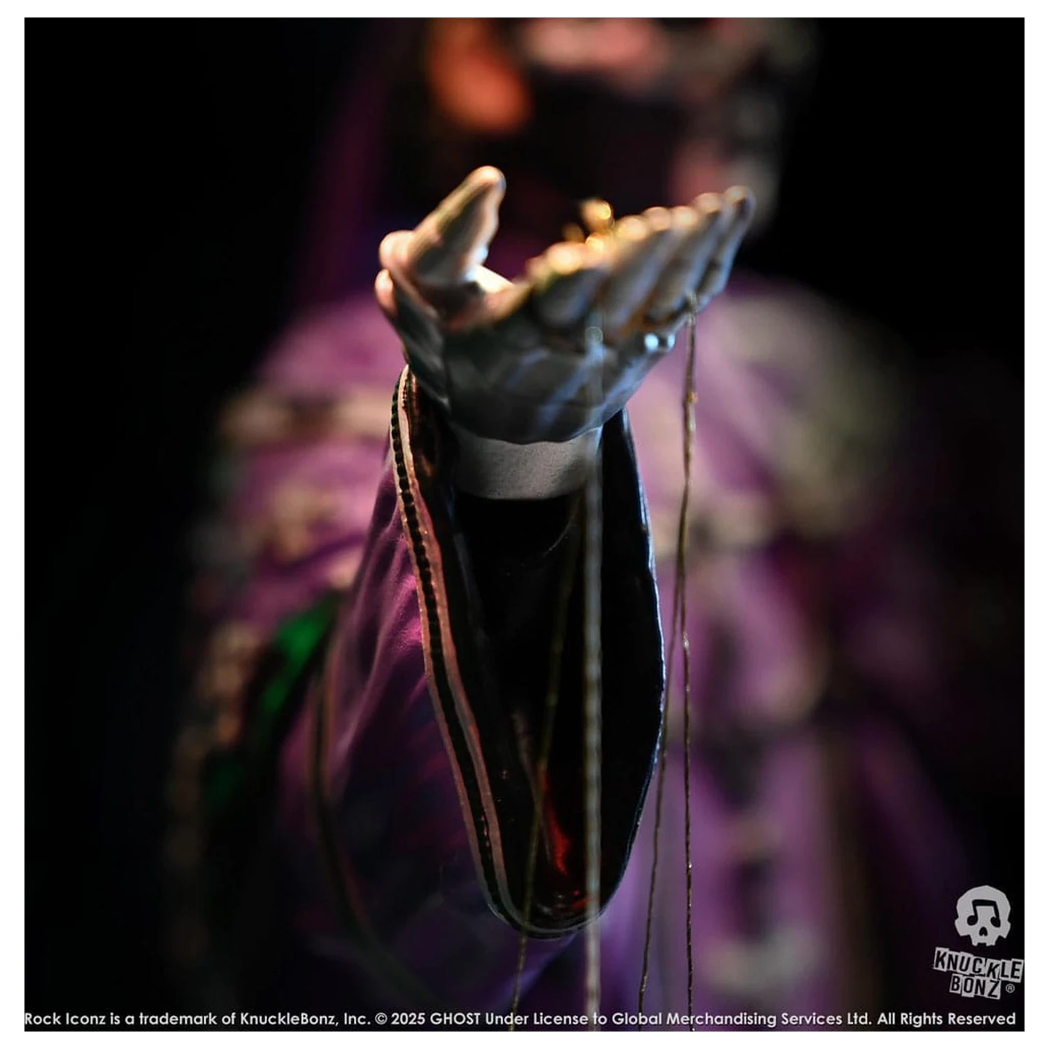 Ghost Rock Iconz Socha Papa V Perpetua Purple Robes 22 cm produktová fotografia